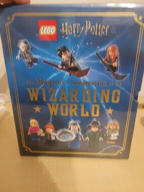 NEW Lego The Magical Companion to the Wizarding World